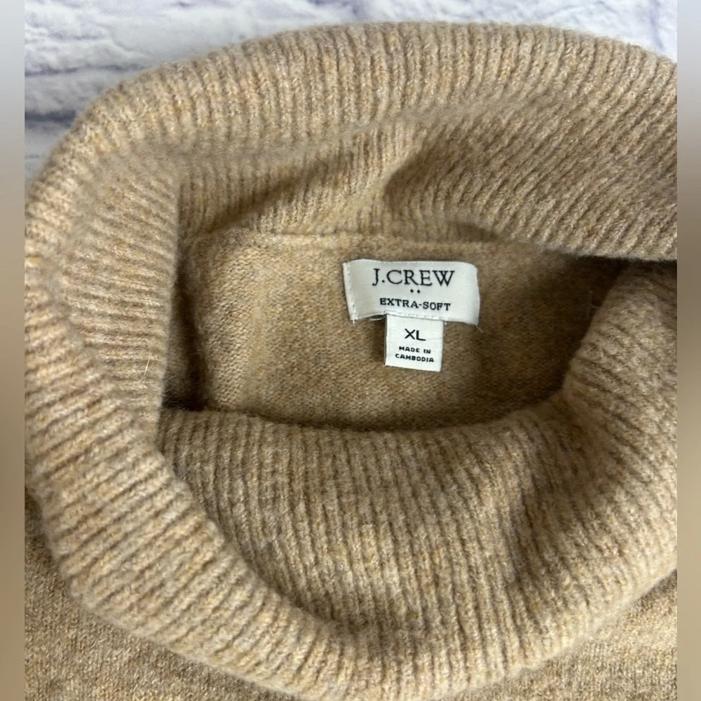 J. Crew Tan Turtleneck Sweater Dress. Size XL. Minimalism. Wear With Boots.